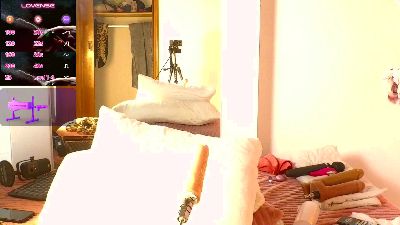 selene_moretti live cam on Cam4