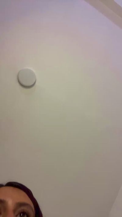selenee live cam on Cam4