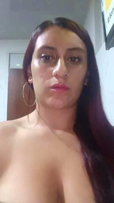 selenee live cam on Cam4