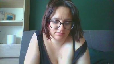 sensualParis live cam on Cam4
