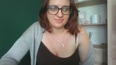 sensualParis live cam on Cam4