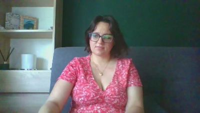 sensualParis live cam on Cam4