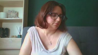 sensualParis live cam on Cam4