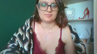 sensualParis live cam on Cam4