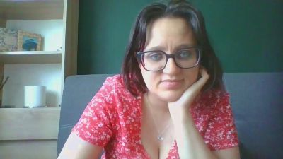 sensualParis live cam on Cam4