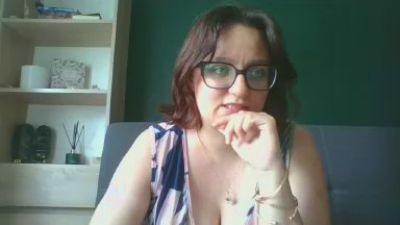 sensualParis live cam on Cam4
