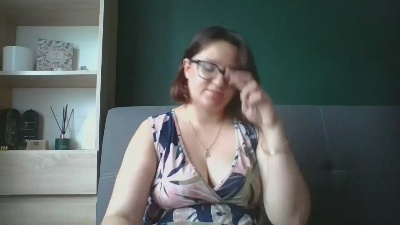 sensualParis live cam on Cam4