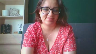 sensualParis live cam on Cam4