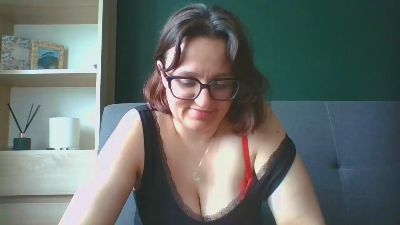 sensualParis live cam on Cam4