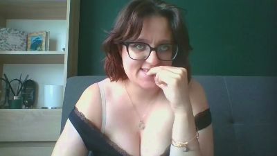 sensualParis live cam on Cam4