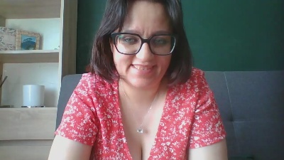 sensualParis live cam on Cam4