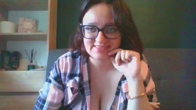 sensualParis live cam on Cam4