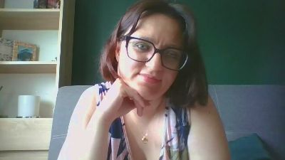 sensualParis live cam on Cam4