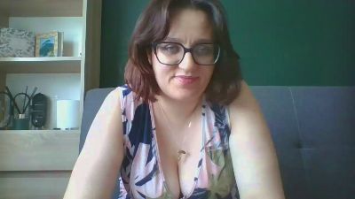 sensualParis live cam on Cam4