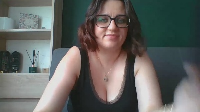 sensualParis live cam on Cam4