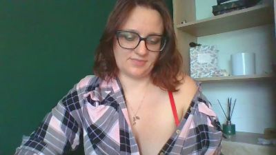 sensualParis live cam on Cam4