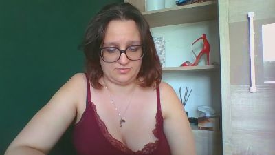 sensualParis live cam on Cam4