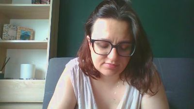 sensualParis live cam on Cam4