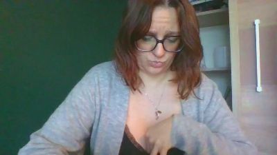 sensualParis live cam on Cam4