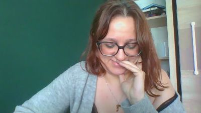 sensualParis live cam on Cam4