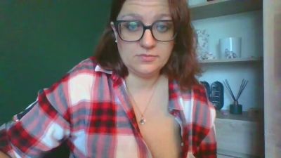 sensualParis live cam on Cam4