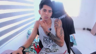 sergio975 live cam on Cam4
