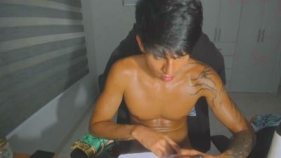 sergio975 live cam on Cam4
