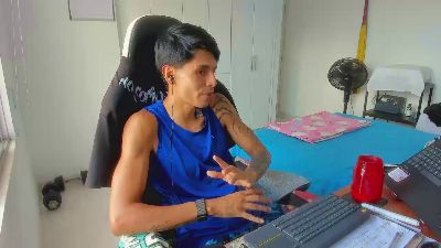 sergio975 live cam on Cam4