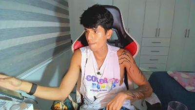 sergio975 live cam on Cam4