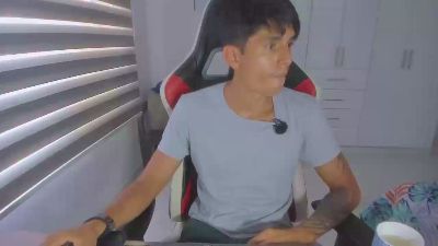 sergio975 live cam on Cam4