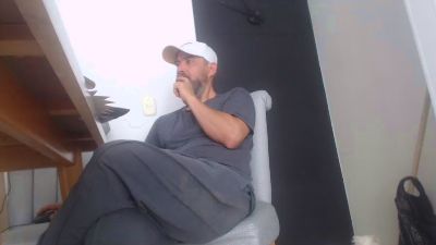 serioydiscreto live cam on Cam4