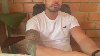 sextattoedman live cam on Cam4