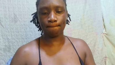 sexxy_maya1 live cam on Cam4