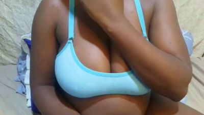sexxy_maya1 live cam on Cam4