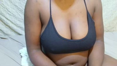 sexxy_maya1 live cam on Cam4