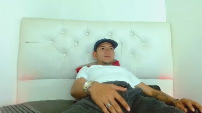 sexy__boy__777 live cam on Cam4