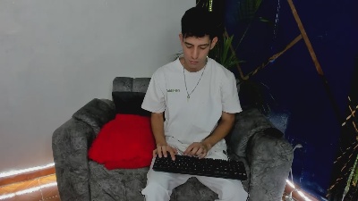 sexy_hairy1 live cam on Cam4