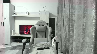 sexyalice95 live cam on Cam4