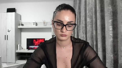 sexyalice95 live cam on Cam4