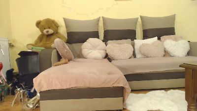 sexyanneina live cam on Cam4