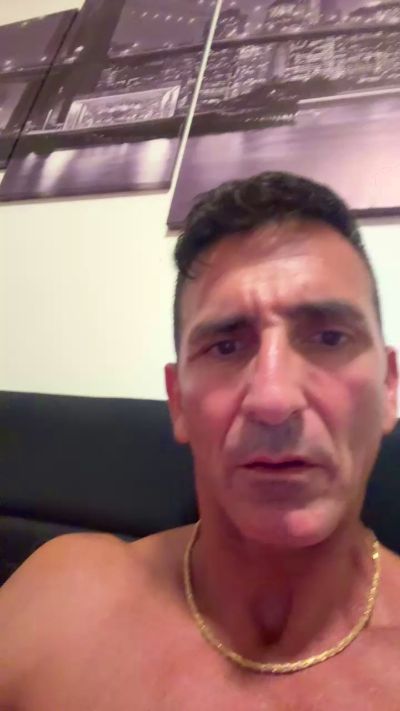 sexyapple137 live cam on Cam4