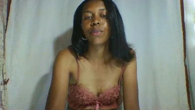 sexybe1 live cam on Cam4