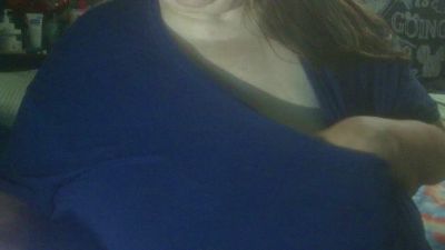 sexybigboobs3 live cam on Cam4