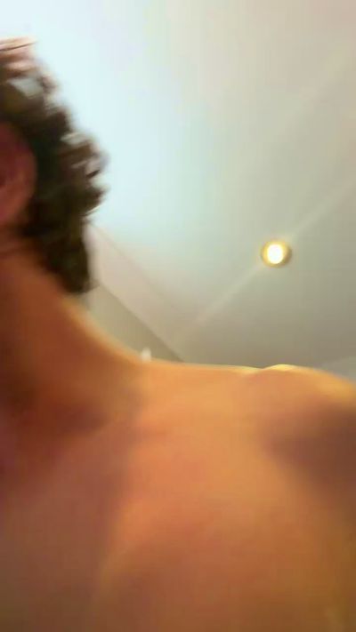 sexyboy1940 live cam on Cam4