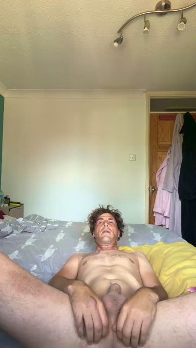 sexyboy1940 live cam on Cam4
