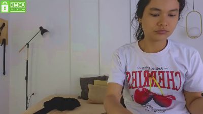 sexychanell_18 live cam on Cam4