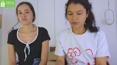 sexychanell_18 live cam on Cam4