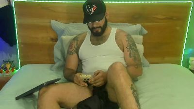 sexycutehairy live cam on Cam4