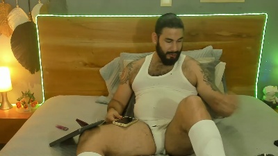 sexycutehairy live cam on Cam4