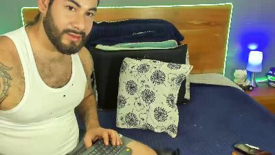 sexycutehairy live cam on Cam4